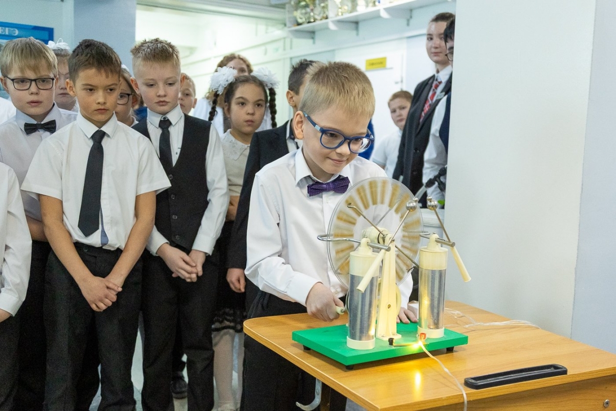 Неделя науки в школе №23 Южно-Сахалинска пресс-служба администрации Южно-Сахалинска