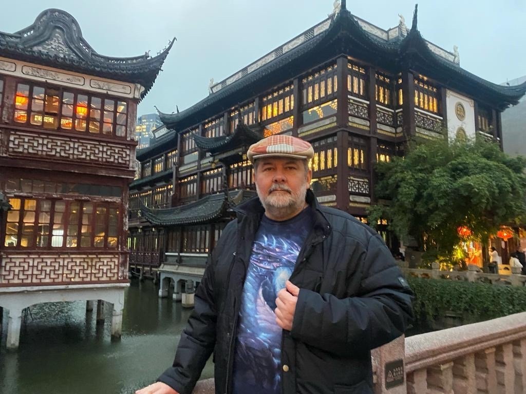 Сергей Лукьяненко возглавит творческую мастерскую в Благовещенске личная страница &quotВКонтакте&quot Сергей Лукьяненко (18+)