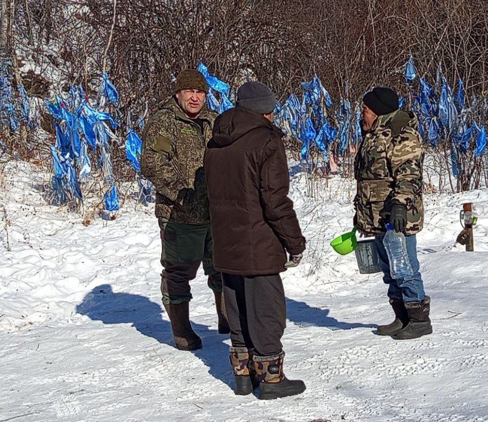Беседа инспектора и местного жителя тг-канал (18+) &quotЗаповедное Забайкалье&quot