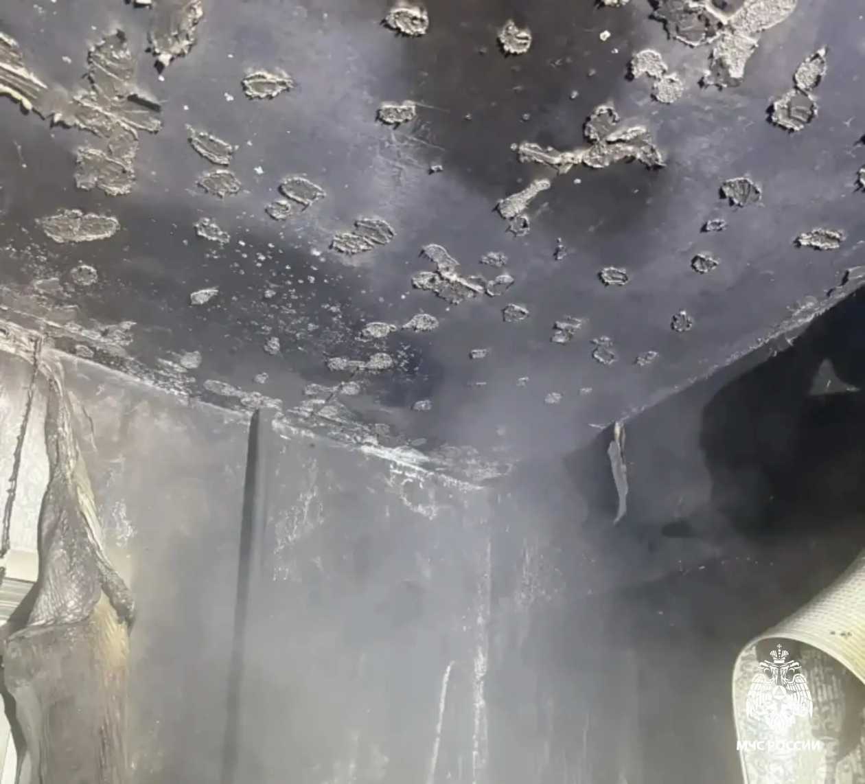 Пожарные в Улан-Удэ спасли маломобильную женщину при пожаре МЧС по Бурятии