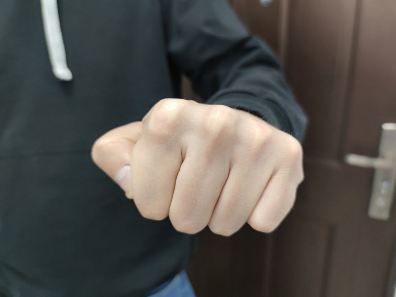 Полиция проводит проверку по факту избиения девушки в Ставрополе ИА Stavropol.Media