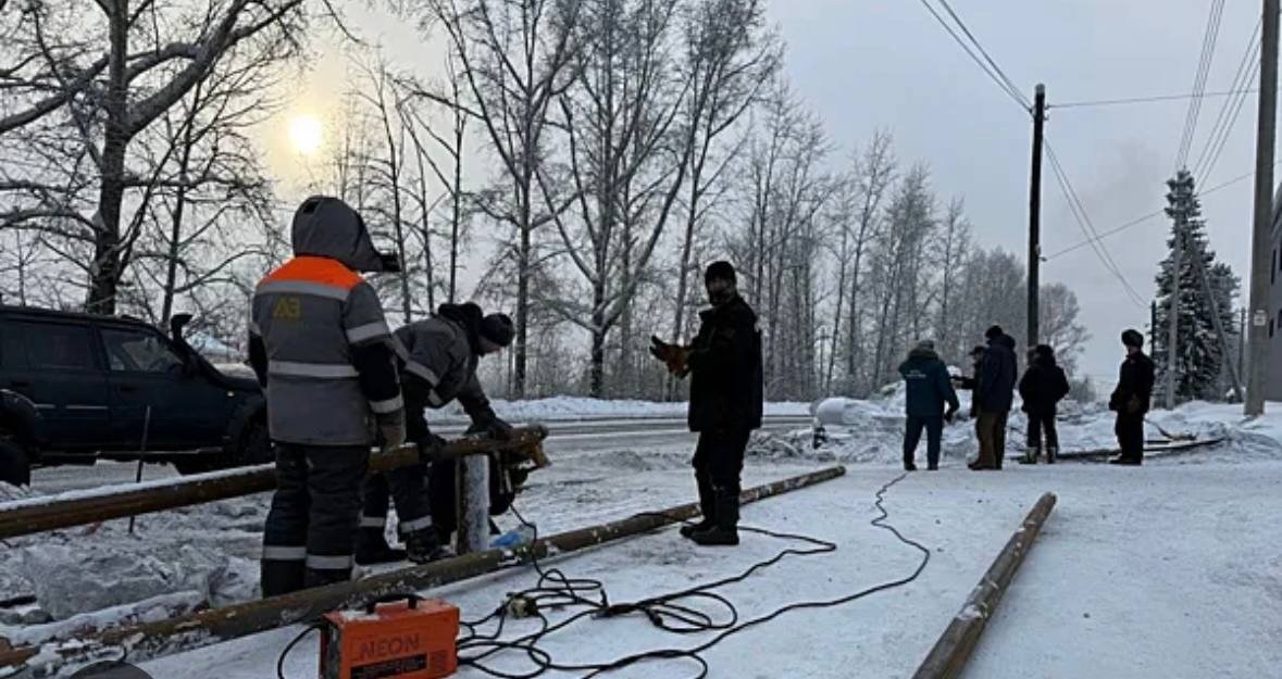 Жители Эхирит-Булагатского района отправились в Бодайбо на помощь в устранении аварии Телеграм-канал (18+) мэра Эхирит-Булагатского района Геннадия Осодоева