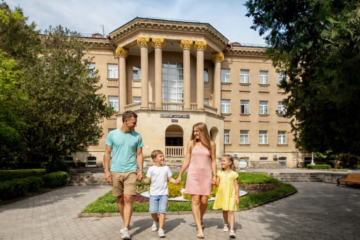 Тематическое фото сгенерировано ИИ Qwenlm.ai (18+)