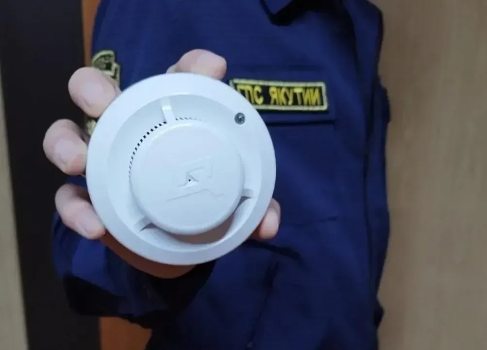 Автономный пожарный извещатель спас семью в Сунтарском улусе Якутии пресс-служба главы и правительства РС (Я)