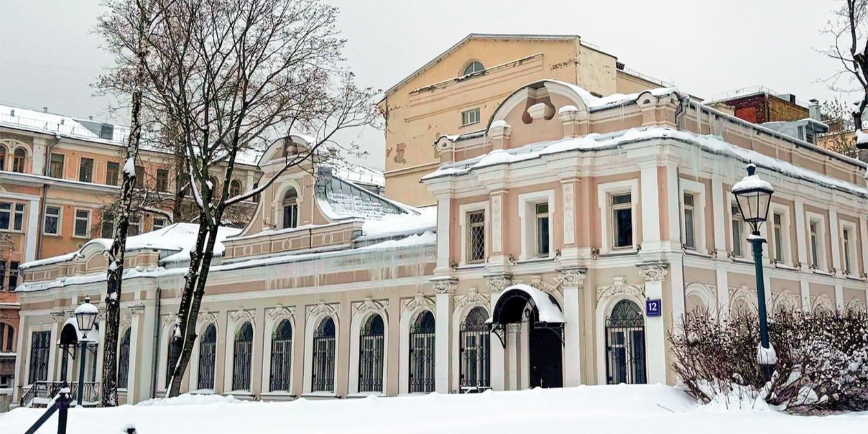 Здание усадьбы https://www.mos.ru