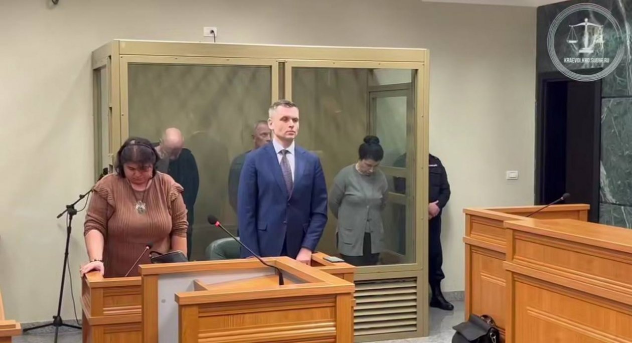 В Краснодаре экс-главе ростовского суда дали 10 лет колонии за взятку t.me/opskuban