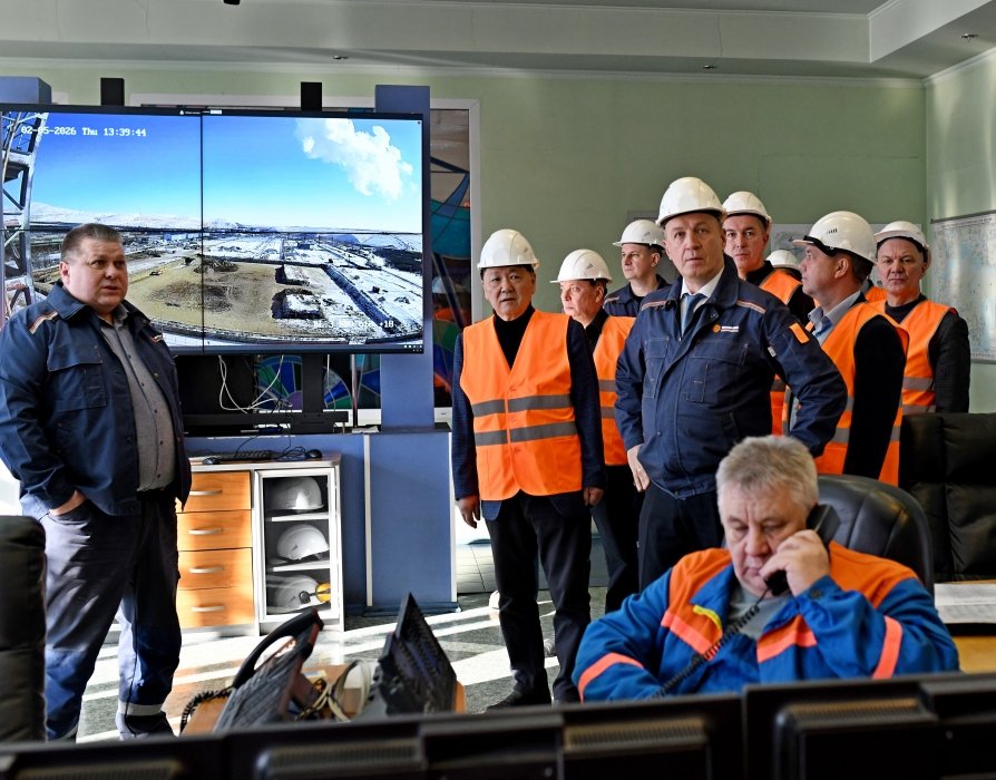 Депутаты на ГРЭС пресс-служба парламента Забайкалья