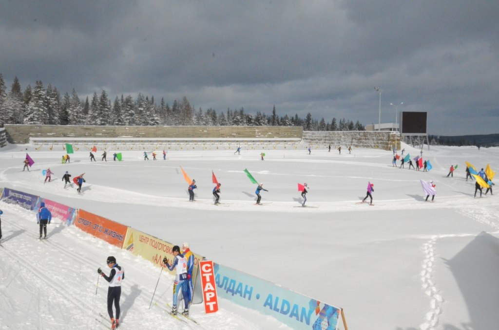 Спринтерскую команду сборной России по лыжному спорту встретили в Алданском районе Якутии, Фото с места события из других источников