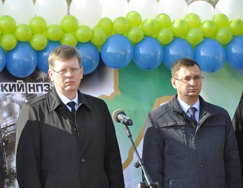 Чиновники и общественность приняли участие в торжественной церемонии закладки памятной капсулы в основание новых домов, Фото с места события из других источников