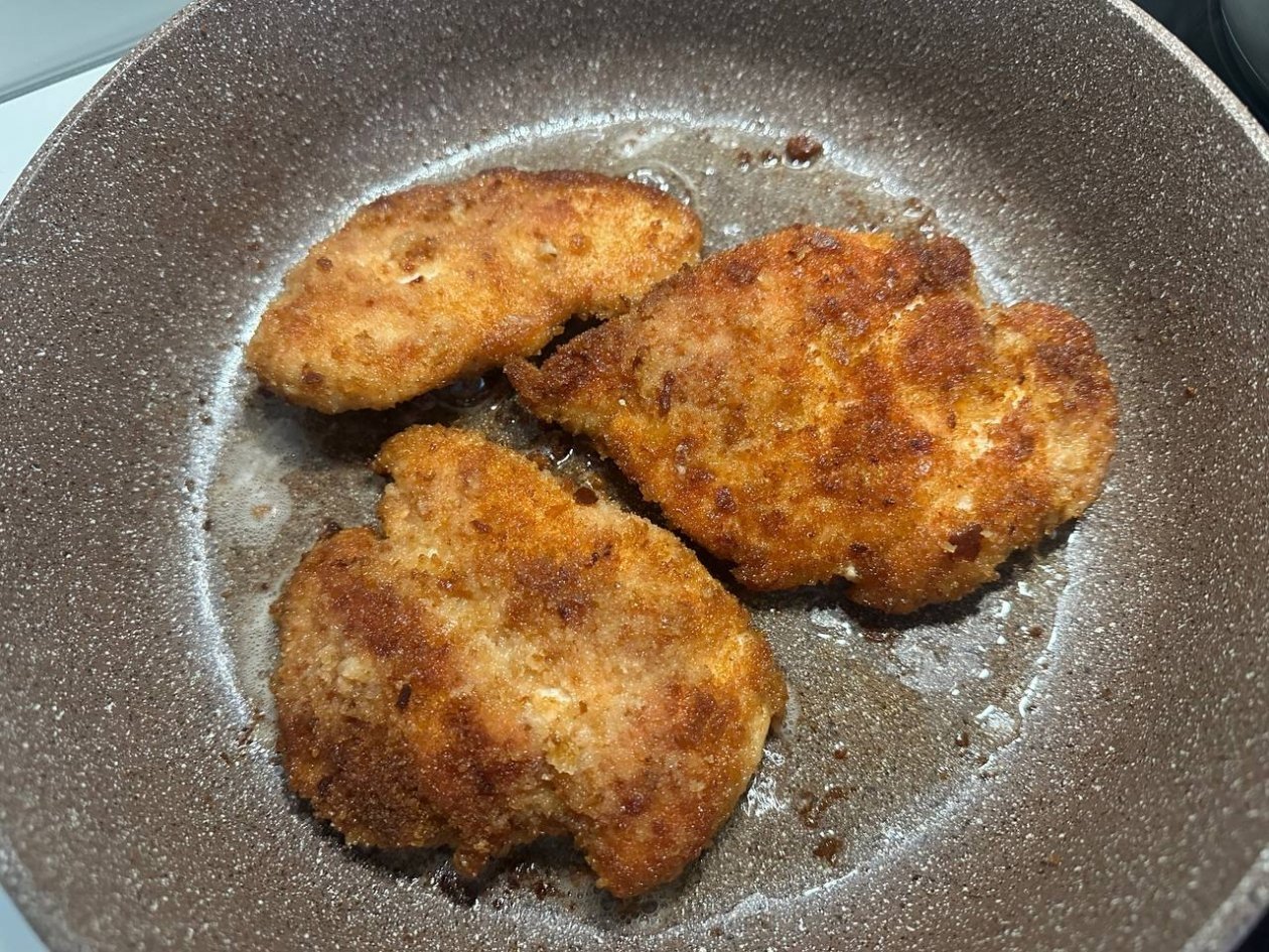 Колбасу не покупаю, а делаю дома: берем курицу и 2 специи: хоть в салат, хоть на бутерброды ИА KrasnodarMedia