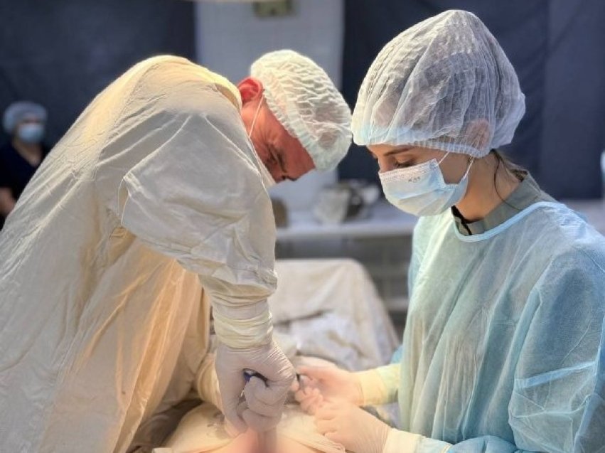 Врачи хирургической бригады