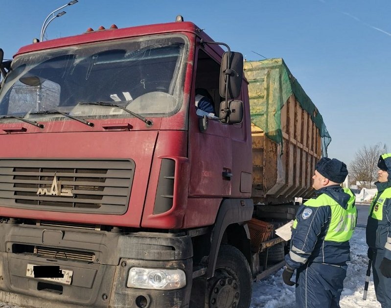 Незаконная выгрузка мусора с сайта Минэкологии и природопользования Московской области