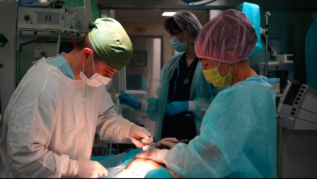 Иркутские хирурги удалили почку 14-летней девочке для спасения жизни Тг-канал (18+) Юрия Козлова