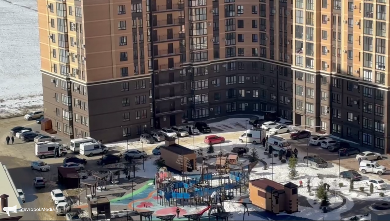 Кадрами с места взрыва в многоэтажке на юго-западе Ставрополя делятся очевидцы ИА Stavropol.Media