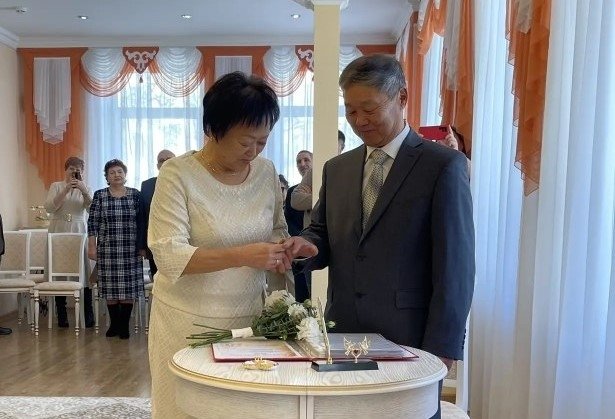 тг-канал (18+) департамента ЗАГС Приморского края