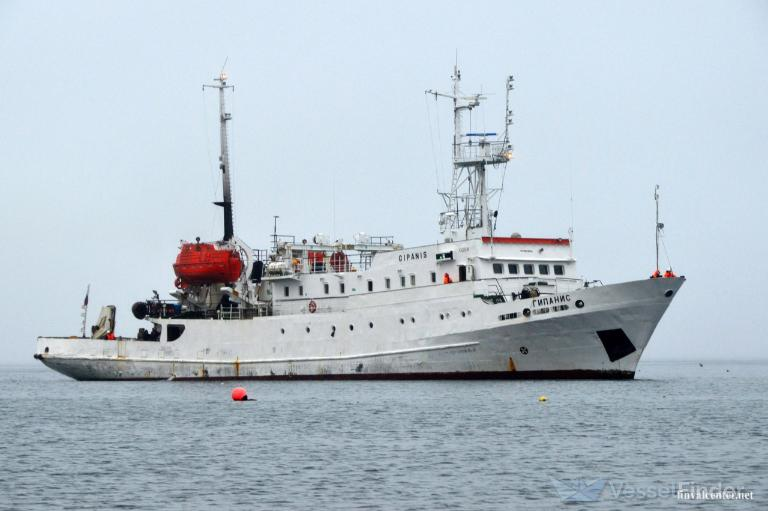 Судно &quotГипанис&quot VesselFinder (18+)