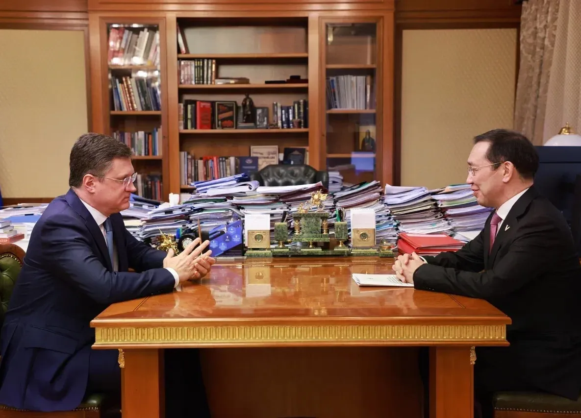 Айсен Николаев обсудил с Александром Новаком эффективности энергетики Якутии  пресс-служба главы и правительства РС (Я)