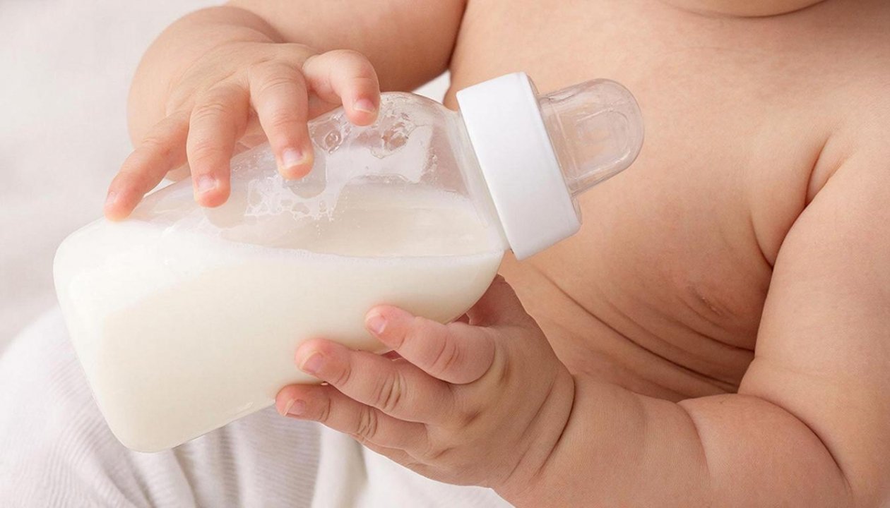 В аэропорту Иркутска прокомментировали изъятие детского питания у пассажирки с ребенком Kandinsky by Sber AI (18+)