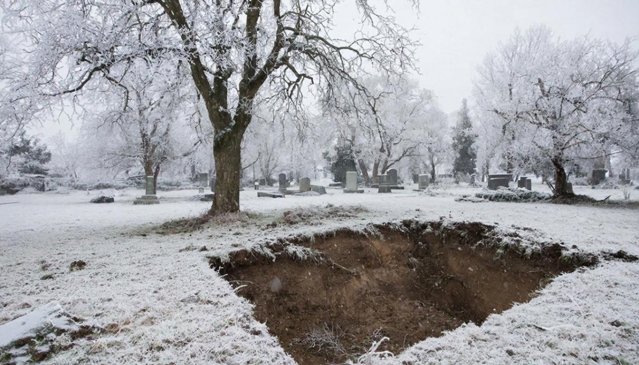 3 млн рублей на копке могил: Суд обязал экс-заммэра Усолья-Сибирского возместить ущерб Kandinsky 5.0 (12+)