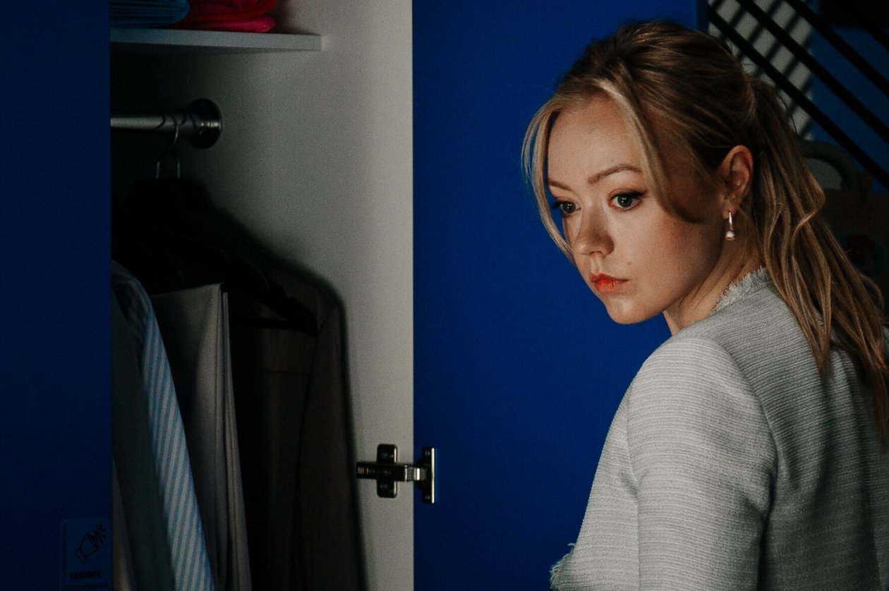 &quotЖека Рассел&quot (16+): как собачья жизнь помогает найти любовь Кадр из фильма (16+)