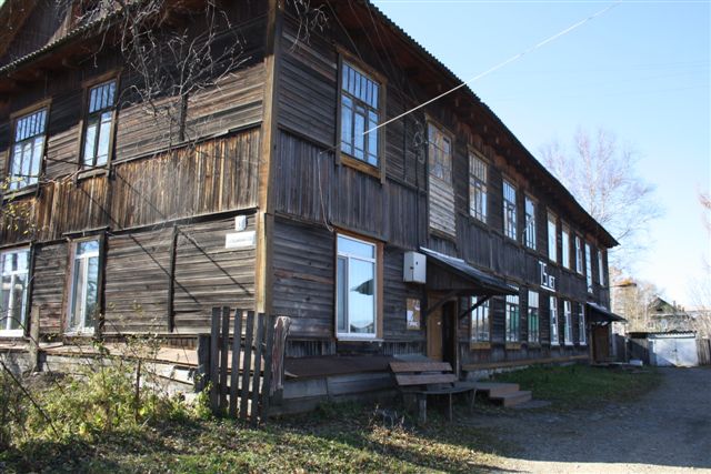 Скромное обаяние деревянного фонда, Фото с места события собственное