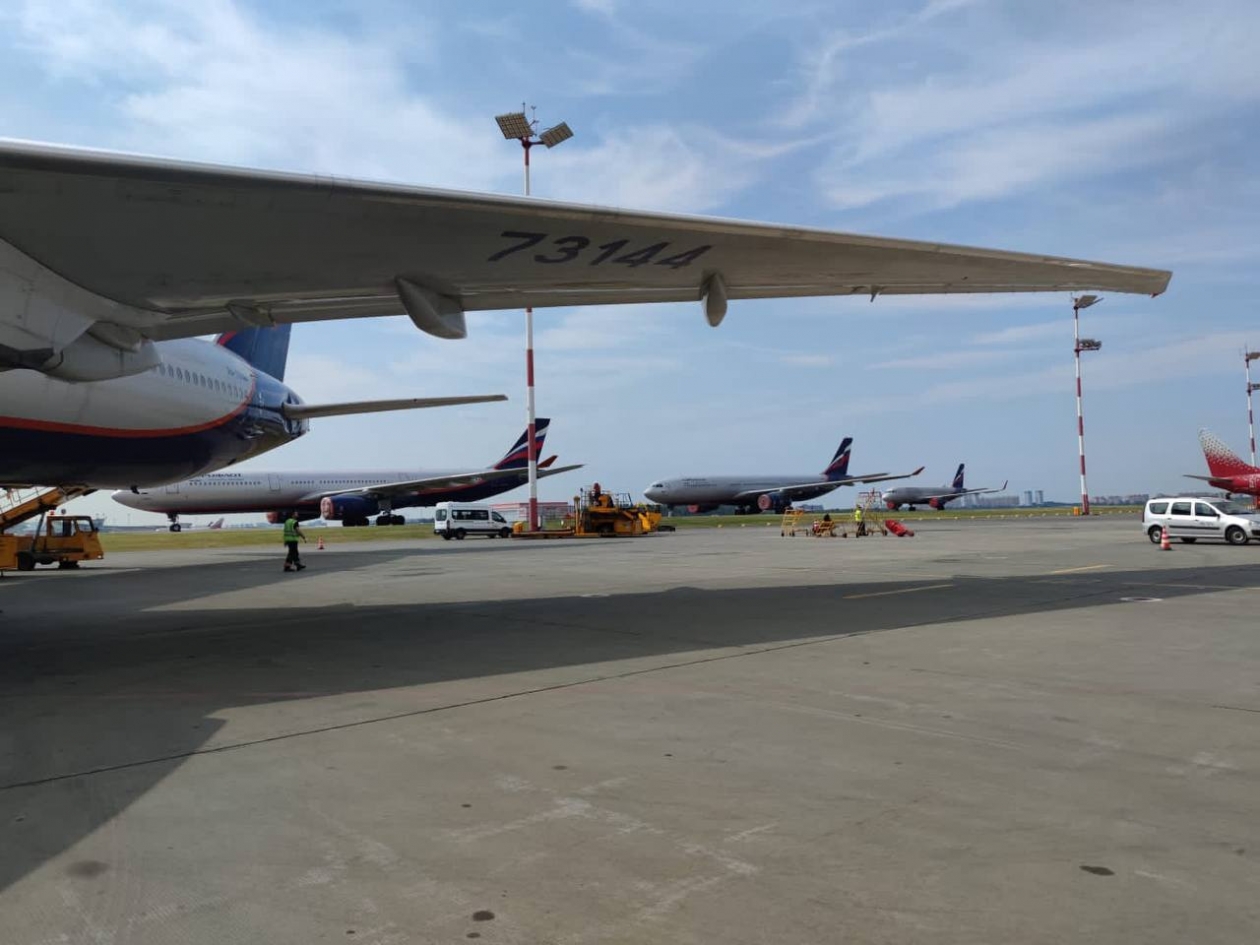 Аэропорт, самолёт ИА Stavropol.Media