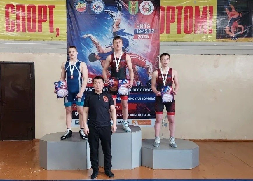 Трое сахалинцев взяли медали на юниорском первенстве ДФО по греко-римской борьбе пресс-служба министерства спорта Сахалинской области