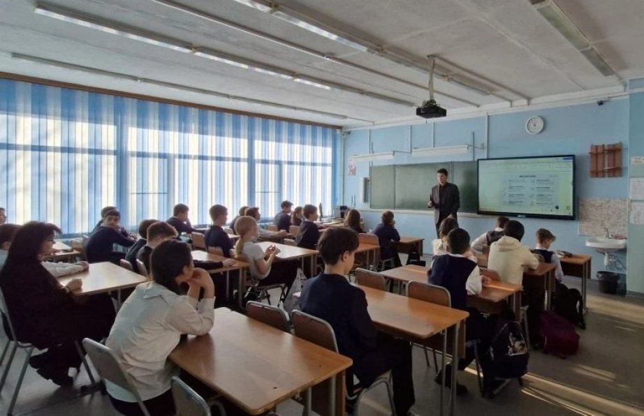 С профессией энергетика познакомились хабаровские школьники на профориентационном уроке Сайт министерства образования и науки  правительства Хабаровского края