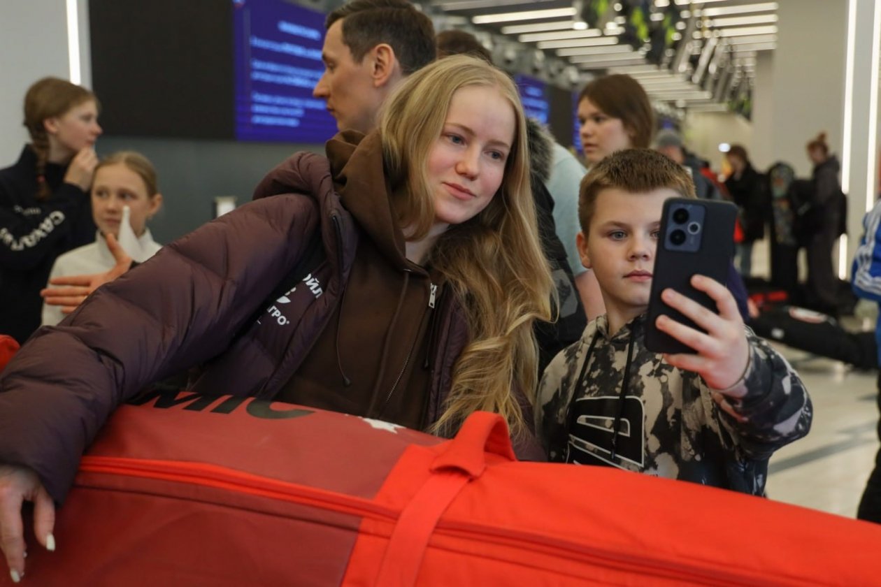 Сильнейшие лыжники России начали прибывать на Сахалин на чемпионат России пресс-служба министерства спорта Сахалинской области