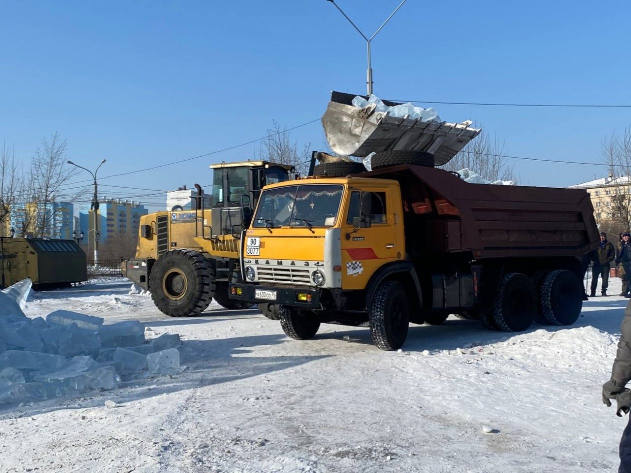 Снос ледового городка тг-канал (18+) мэрии