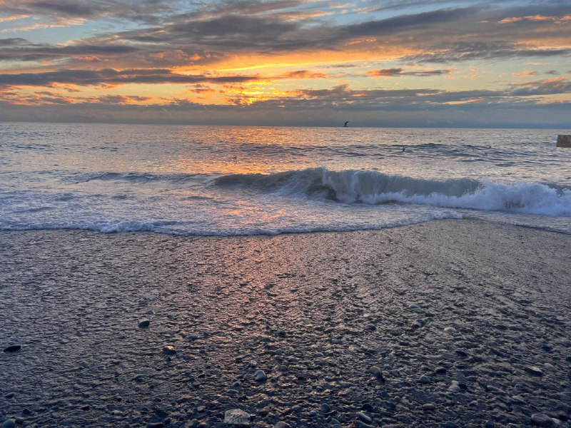 Спасатели обнаружили пропавшего виндсерфера в море в Сочи ИА KrasnodarMedia