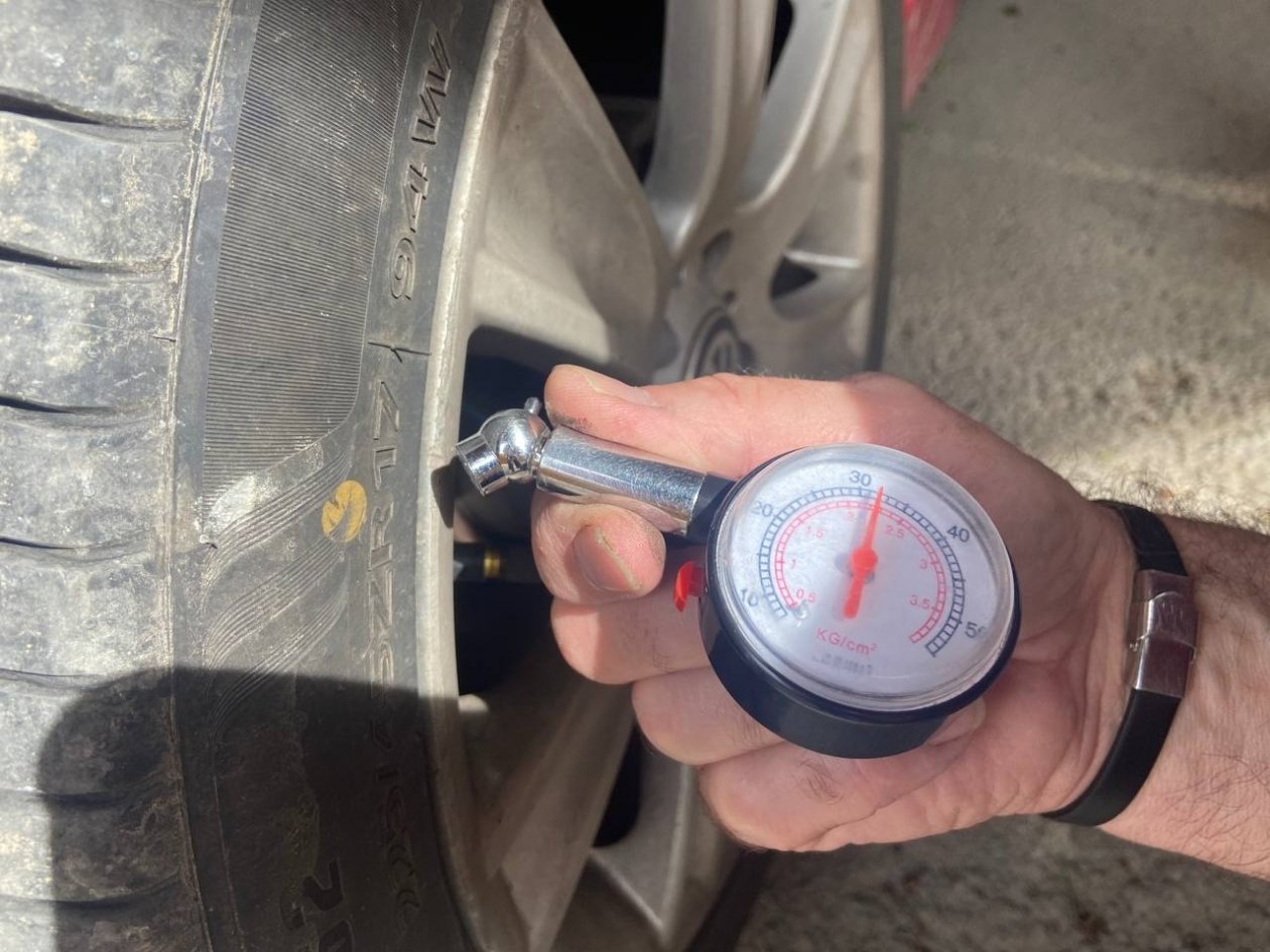 Одна цифра на стойке - и расход бензина падает на 20%: почему водители её игнорируют ИА KrasnodarMedia