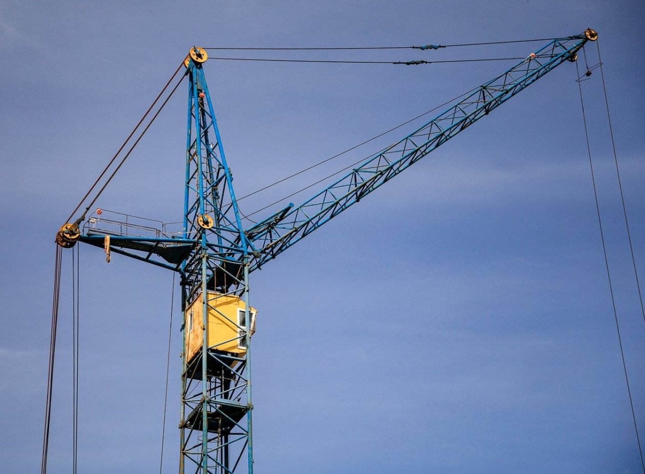 Кран на стройке ИА PrimaMedia
