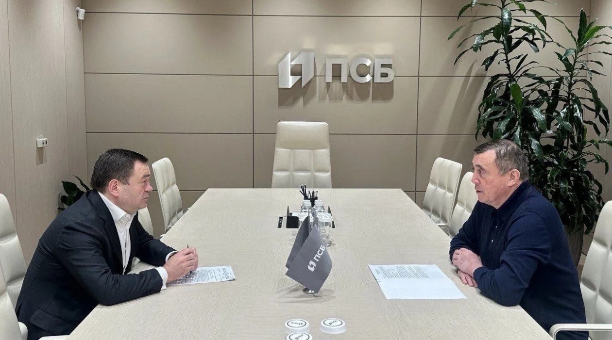 Петр Фрадков и Валерий Лимаренко пресс-служба правительства Сахалинской области