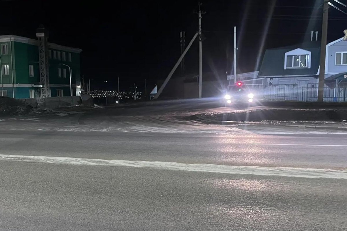 В Улан-Удэ подростки ночью упали с мотоцикла ГИБДД по Бурятии