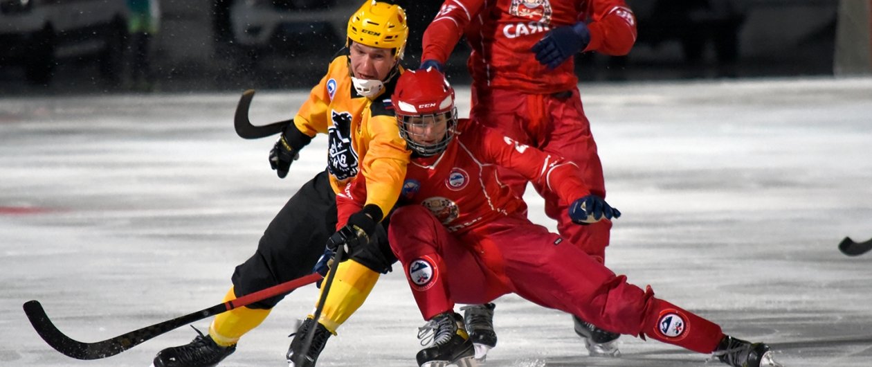 Момент игры Равиль Дзязько