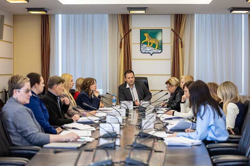 Совещание, посвящённое вопросам начисления и уплаты туристического налога, прошло в администрции Владивостока Владимир Нестеров, администрация Владивостока