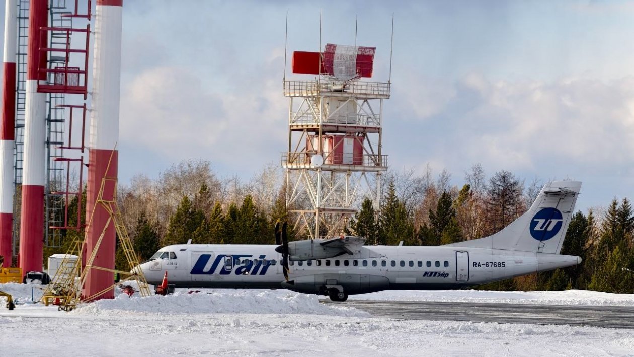 Самолёт из Иркутска в Усть-Кут приземлился на запасном аэродроме в Братске Аэропорт Братска