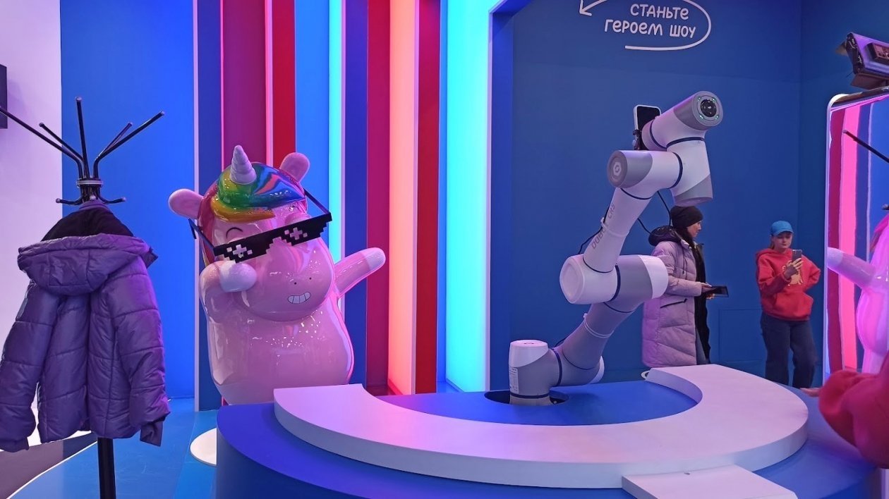 Подросток передала мошенникам данные банковской карты во время игры UlanMedia (УланМедиа)