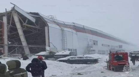 В России обрушилась крыша заводского цеха: под завалами ищут людей Telegram (18+)