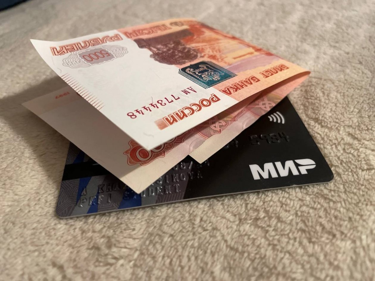 Почему не стоит платить в магазине картой, на которую приходит пенсия - важное предупреждение ИА Stavropol.Media