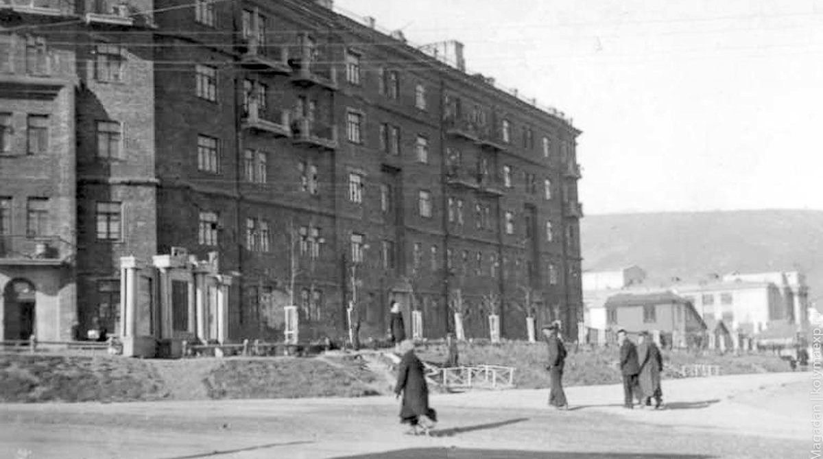 Первый кирпичный жилой дом в Магадане из соцсетей