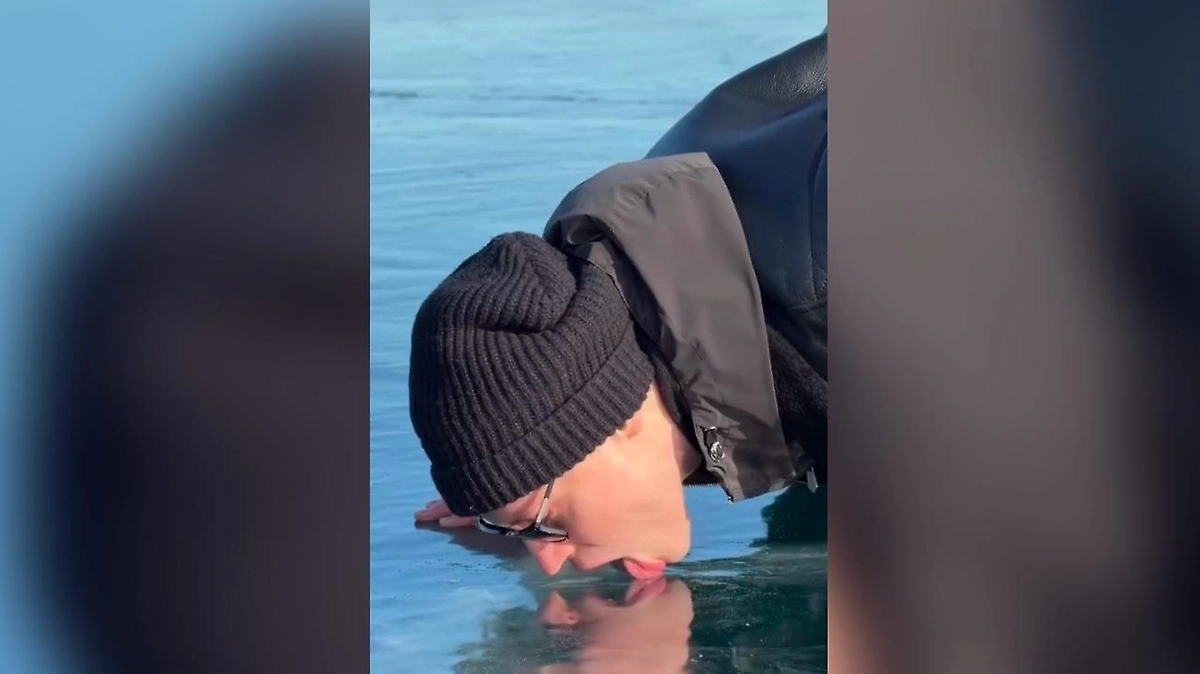 Артист попробовал лед на вкус, спровоцировав критику экспертов и насмешки в соцсетях скриншот с видео