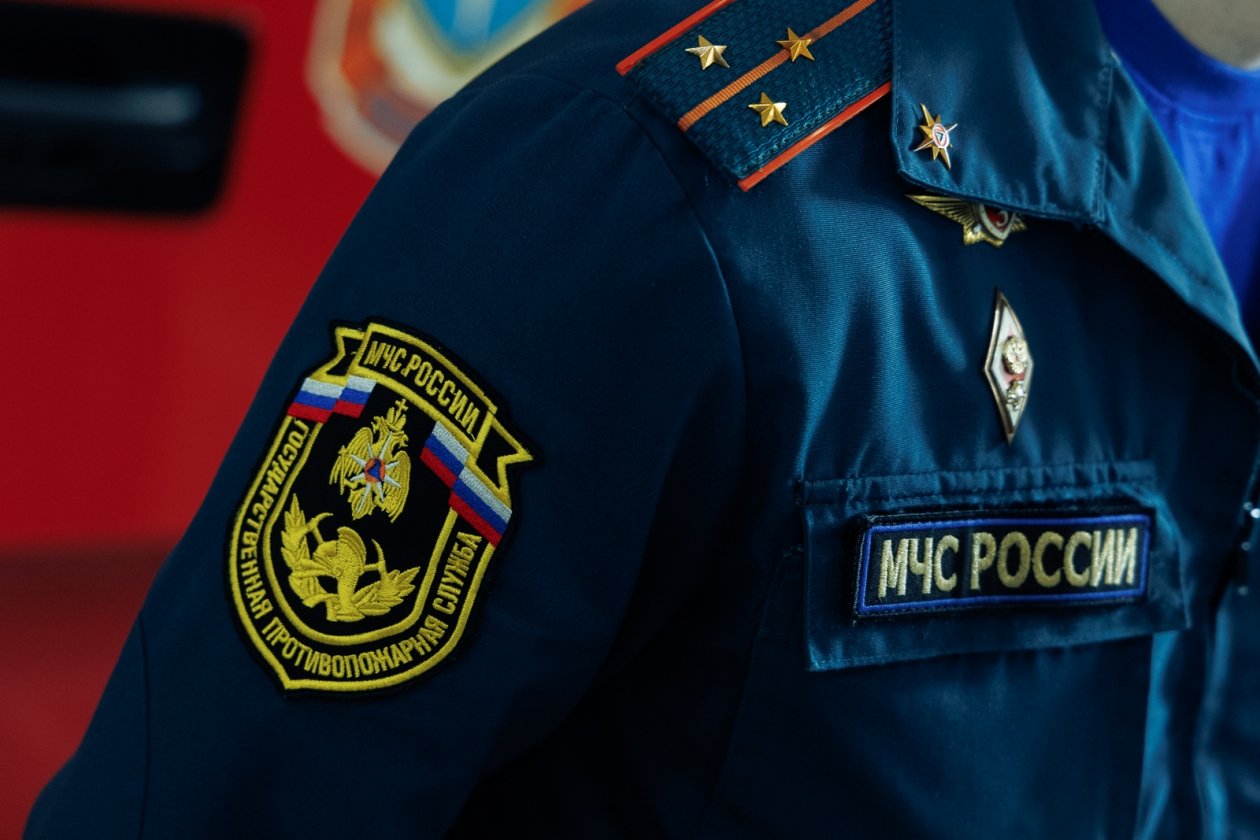 пожарный, пожарные, МЧС, спасатели, пожар, тушение, Евгений  Кулешов, ИА PrimaMedia