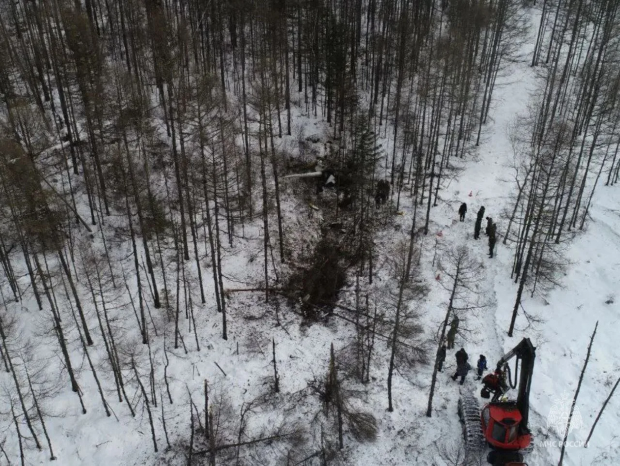 Вертолет Robinson R44 потерпел крушение в Ромненском округе - выживших нет ГУ МЧС России по Амурской области