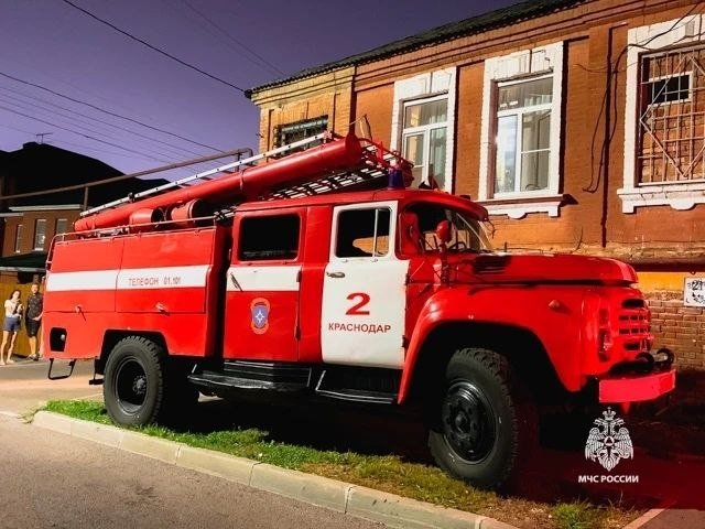 За сутки на Кубани сотрудники МЧС потушили 19 пожаров Пресс-служба МЧС России по Краснодарскому краю