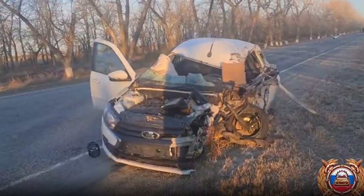 Водитель легковушки выехал на встречку и погиб на трассе Ставрополья Госавтоинспекция Ставрополья