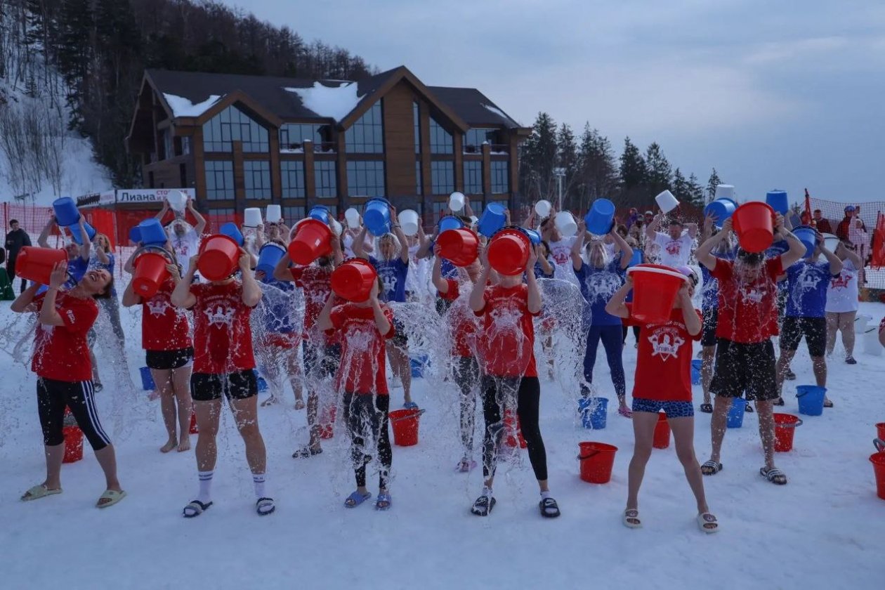 Акция &quotБыть здоровым – это модно&quot на &quotГорном воздухе&quot пресс-служба минспорта Сахалинской области
