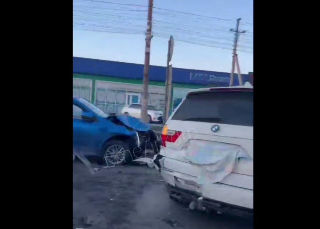 ДТП из тг-канала &quotДТП38RUS&quot (18+)