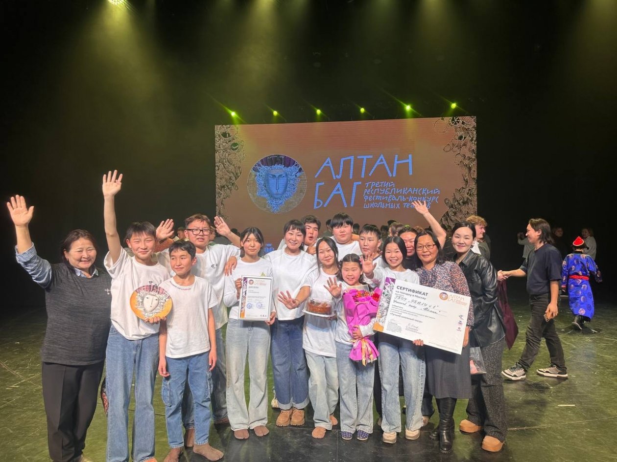 Школьники в Улан-Удэ покажут спектакль о детях войны на профессиональной сцене Буряад театр